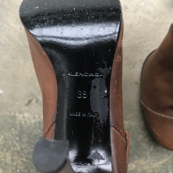 Balenciaga Brown Buckle Bootie Boots 38 - Picture 4 of 6